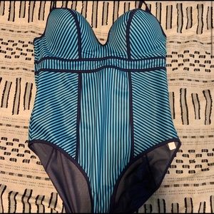 Relisting spanx swim suit